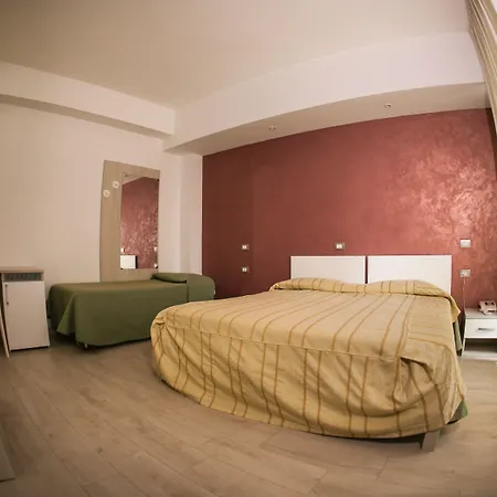 Tourist Hotel-3