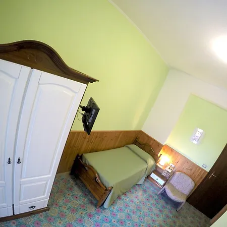 Tourist Hotel-2
