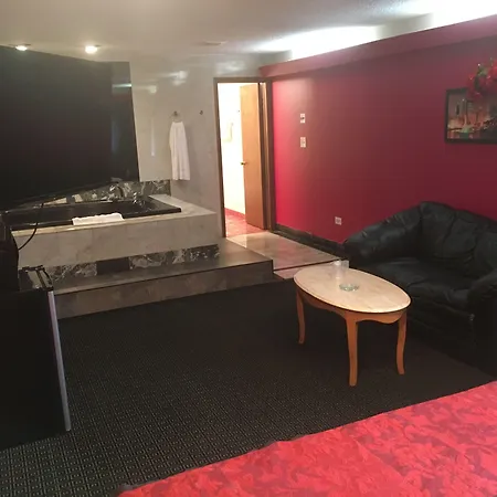 Midway Inn & Suites-2