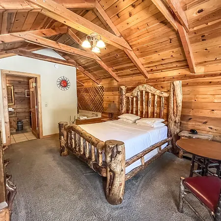 Alaskan Inn And Spa-2