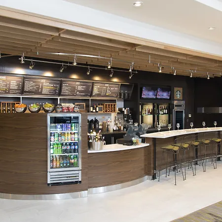 Courtyard By Marriott Holland Downtown-2