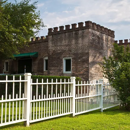 Dunleith Historic Inn-3
