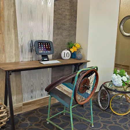 Oxford Suites Bellingham-2