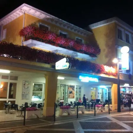Hotel Al Mare-3