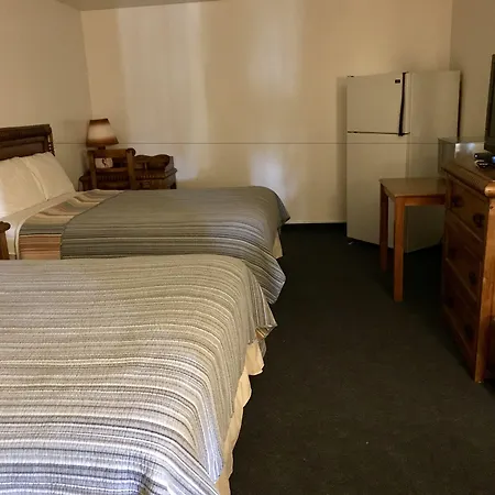 Four Corners Inn-3