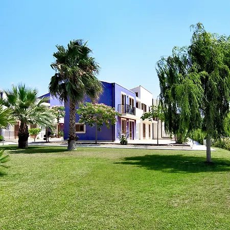 Blu Modicamare-2