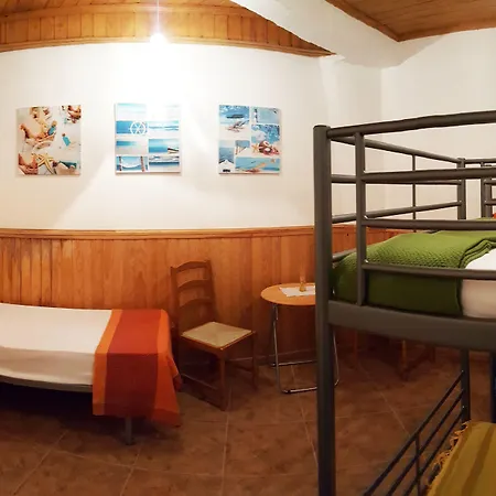 Guesthouse Of Alcobaca-2
