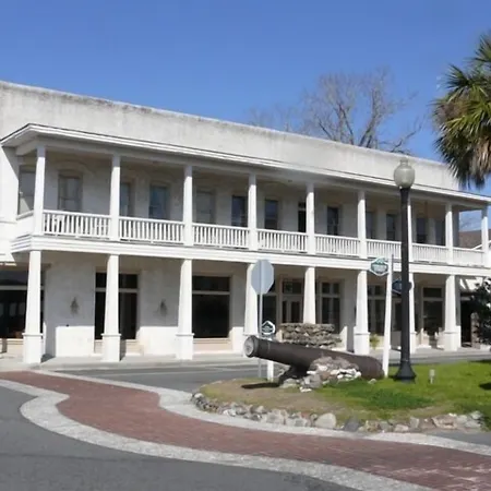 Riverview Hotel-2