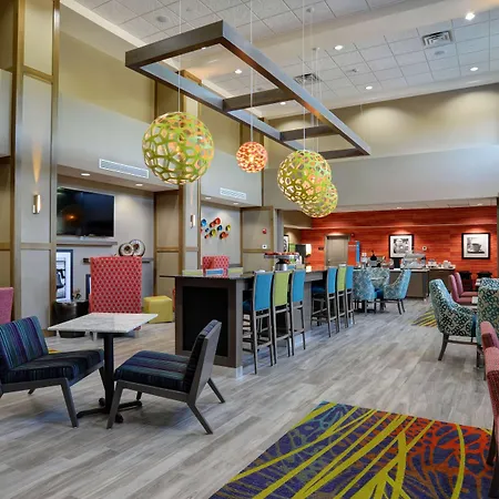 Hampton Inn & Suites Ardmore-2