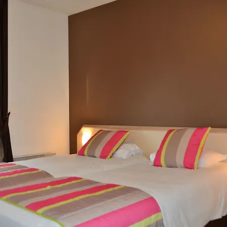 Brit Hotel Cherbourg-2
