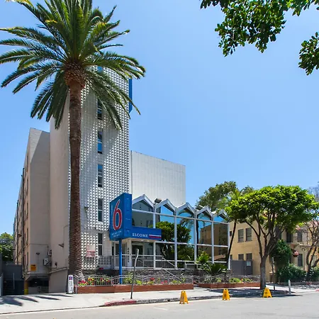 Motel 6 Hollywood-2