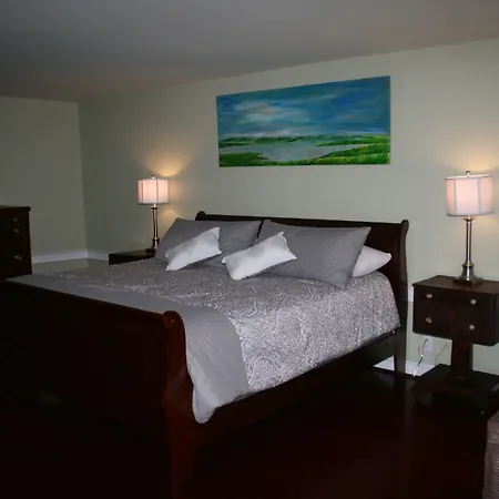 Shea'S Riverside Inn & Motel-3