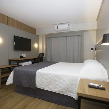 Mogano Business Hotel- Eletroposto-2