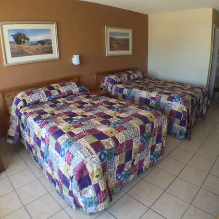 Budget Inn Motel-3