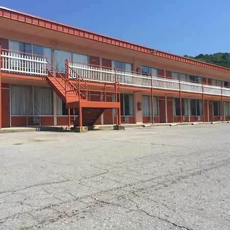Daniel Boone Motor Inn-2