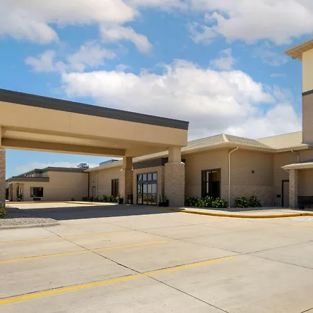 Best Western Plus North Platte Inn & Suites-2
