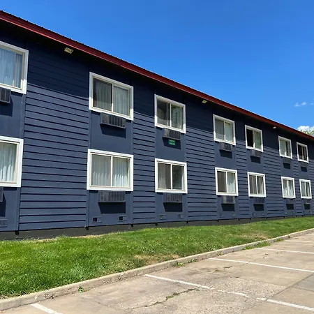 The Junction Hotel And Hostel-2