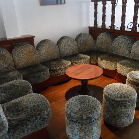 Brit Hotel Confort Gien-3