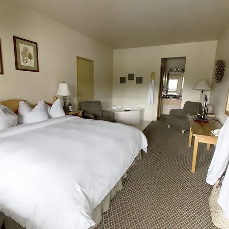 Linderhof Inn-3