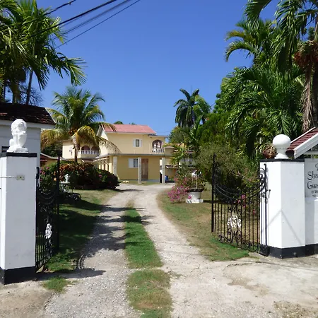 Little Shaw Park Guest House-2