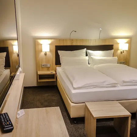 Go2Bed Hotel&Restaurant Weil am Rhein / Basel-3