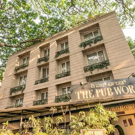 Octave Suites - Residency Rd-3
