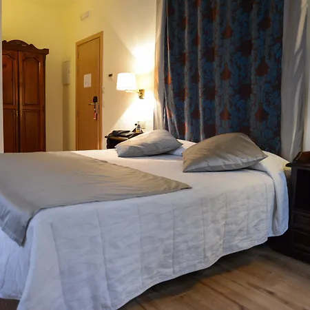 Hotel Cardenal Ram-3