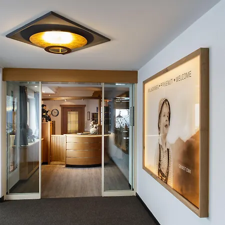 Hotel Alpenfrieden-2
