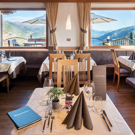 Hotel Alpenfrieden-3