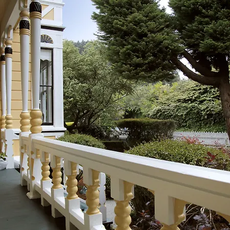 Victorian Inn-3