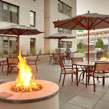 Hyatt House Portland / Downtown-3
