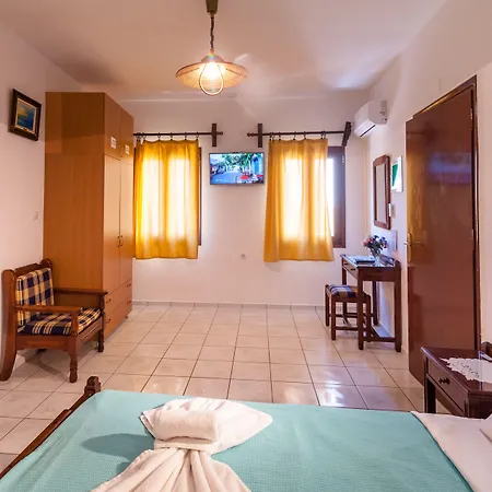 Poco Loco Bed & Breakfast-2