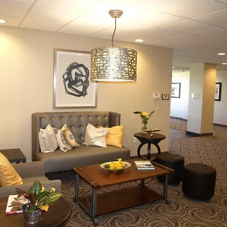 Hotel At Batavia Downs-3
