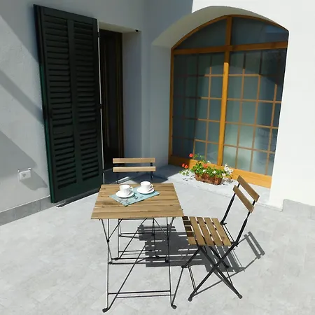 Andirivieni Bellagio Guest House-3