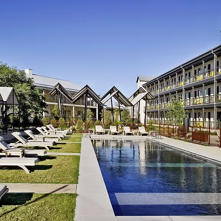 Cavalry Court, By Valencia Hotel Collection-2