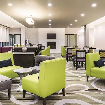 La Quinta Inn & Suites By Wyndham Clifton Park Saratoga Area 1749 Route 9-2