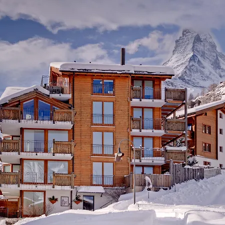 22 Summits Apartments-3