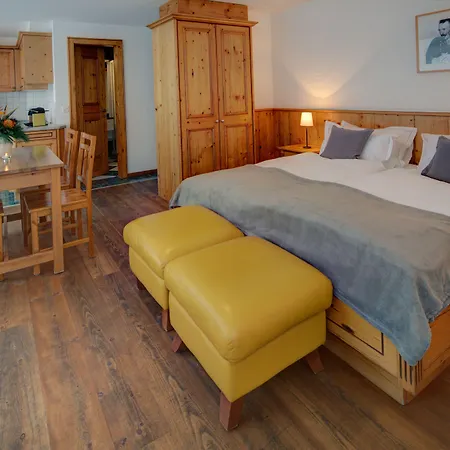 22 Summits Apartments-2