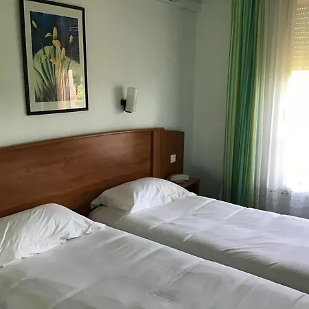 Brit Hotel Europ Bergerac-2