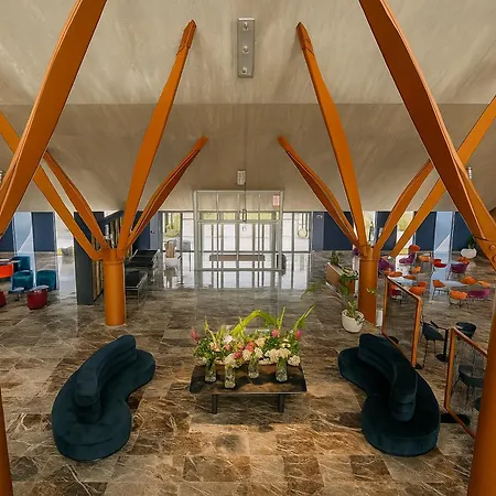 Holiday Inn Nola - Naples Vulcano Buono by IHG-3