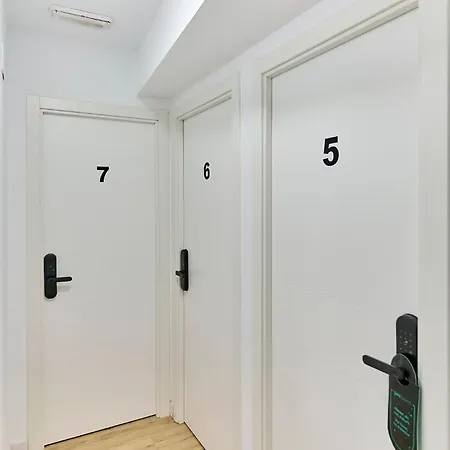 Hostal Carmen By Gaiarooms-3