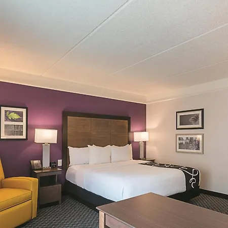 La Quinta By Wyndham Atlanta Alpharetta-2