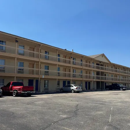 Days Inn By Wyndham Georgetown-2