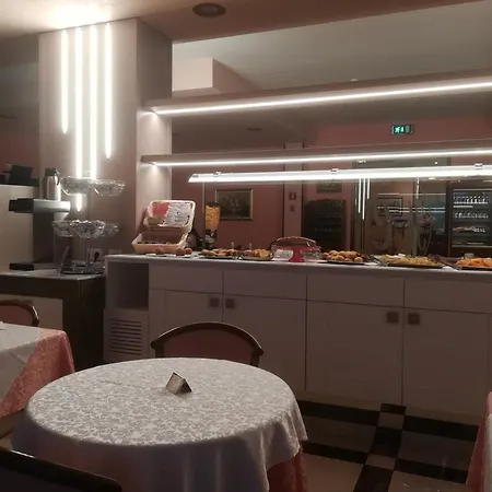 Hotel Cristallo-3