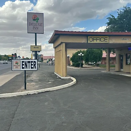 Deluxe Inn Of Roswell-3