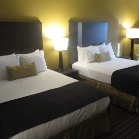 Best Western Plus Lampasas Inn & Suites-3