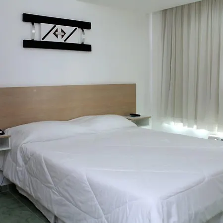 Champs Dumont Apart Hotel-3