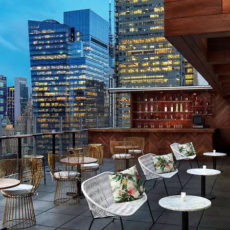 Doubletree By Hilton New York Times Square West-3