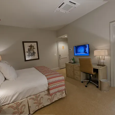 Southern Hotel-3