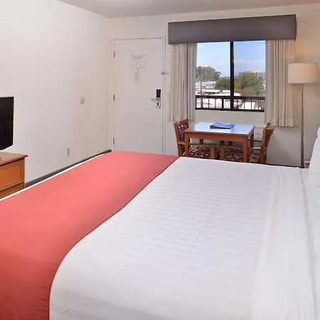 Pleasant Inn-2
